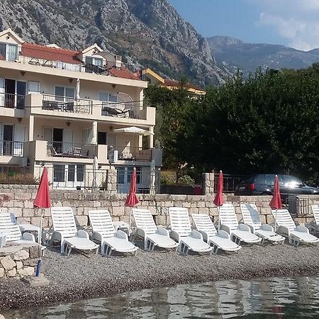 Apartments Pejanovic Котор Екстериор снимка