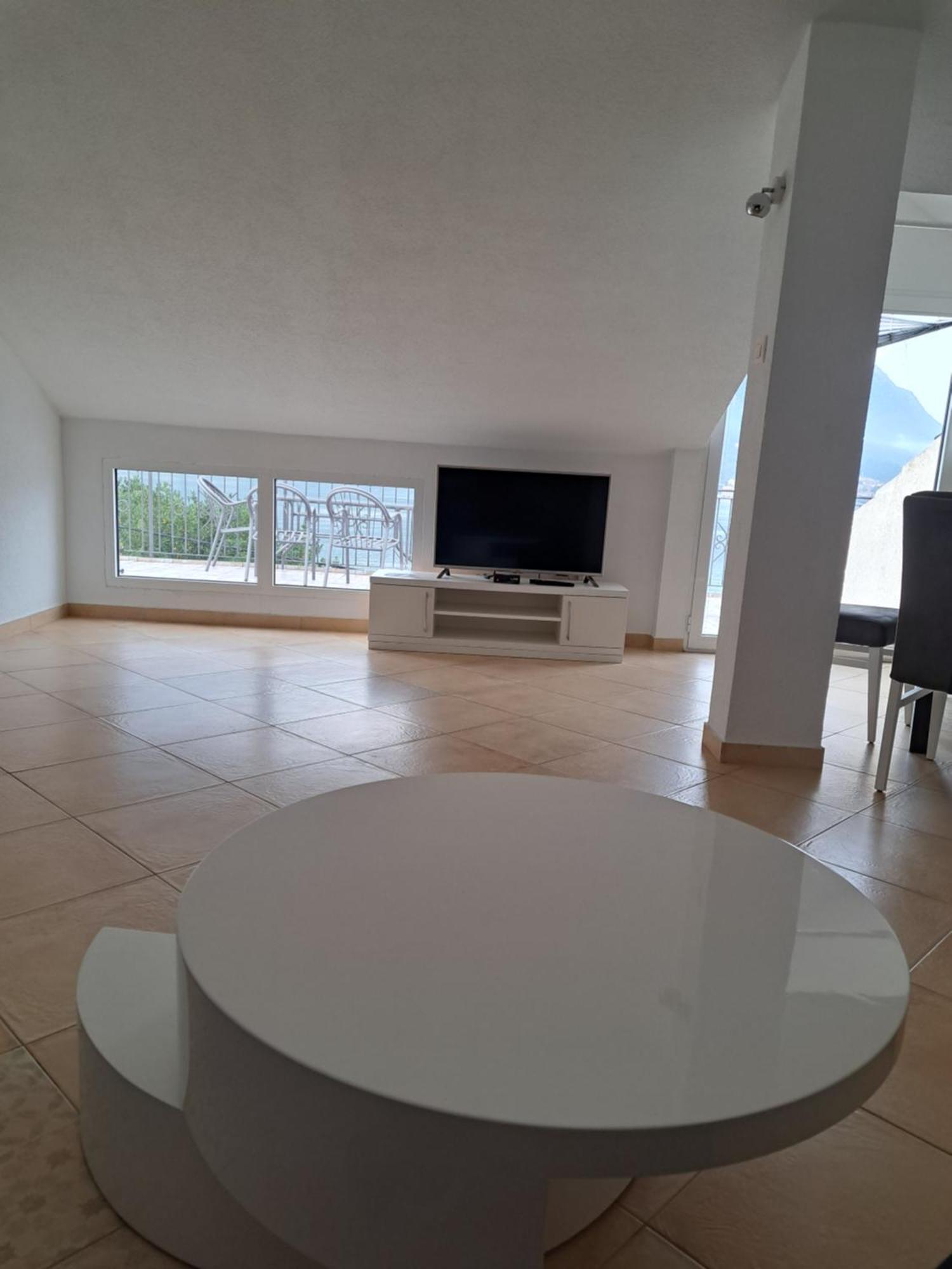 Apartments Pejanovic Котор Екстериор снимка