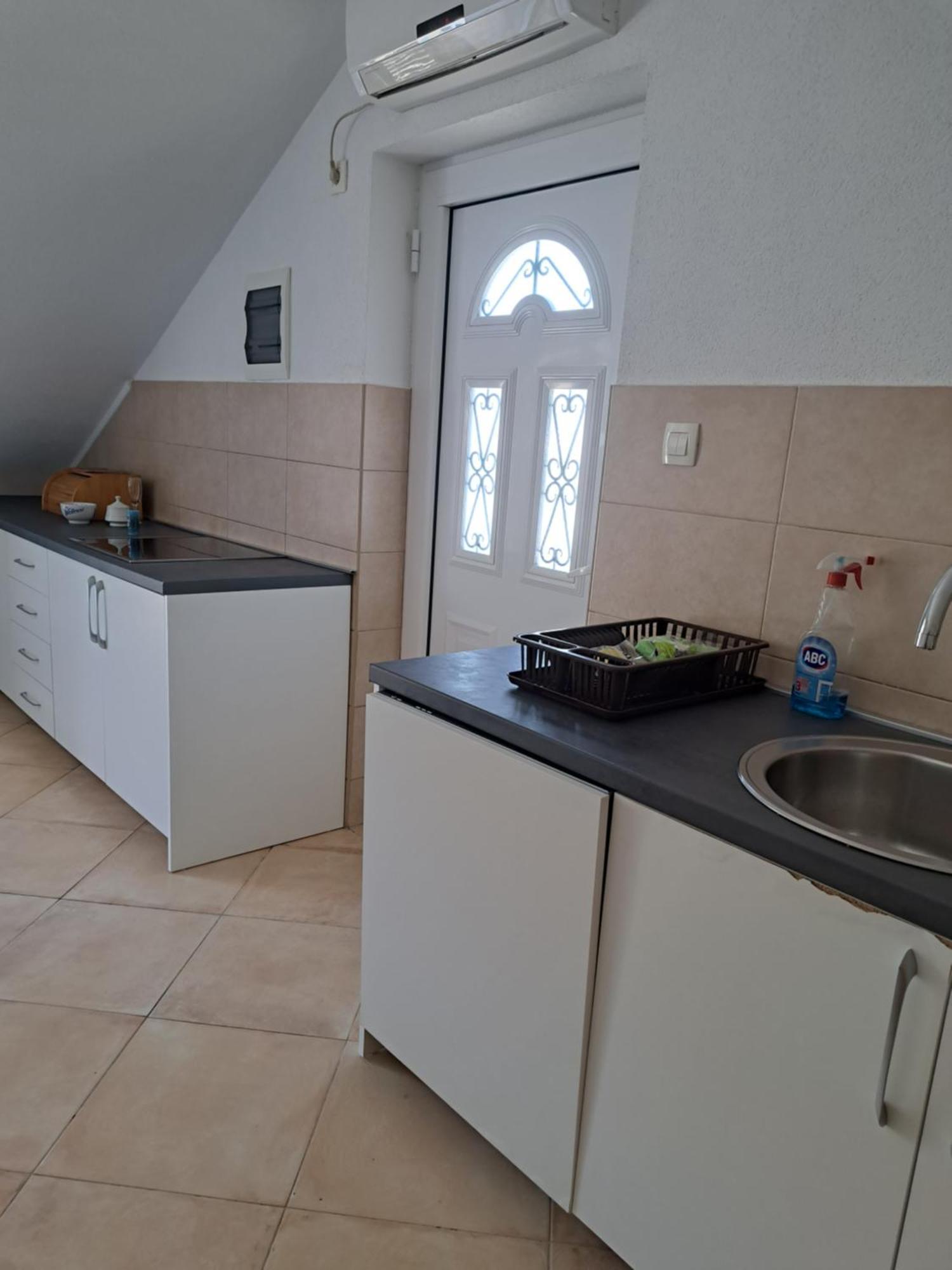 Apartments Pejanovic Котор Екстериор снимка