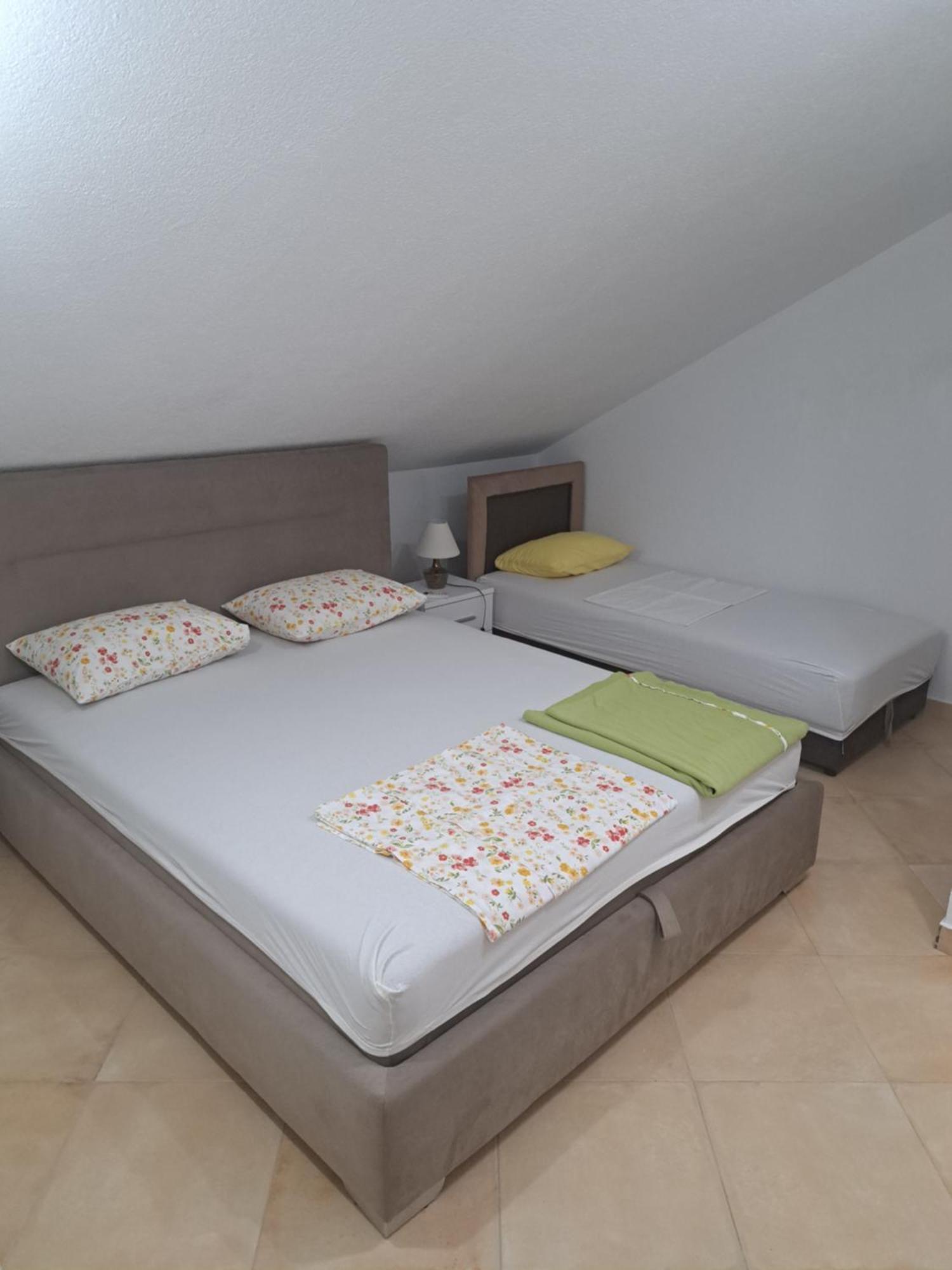 Apartments Pejanovic Котор Екстериор снимка