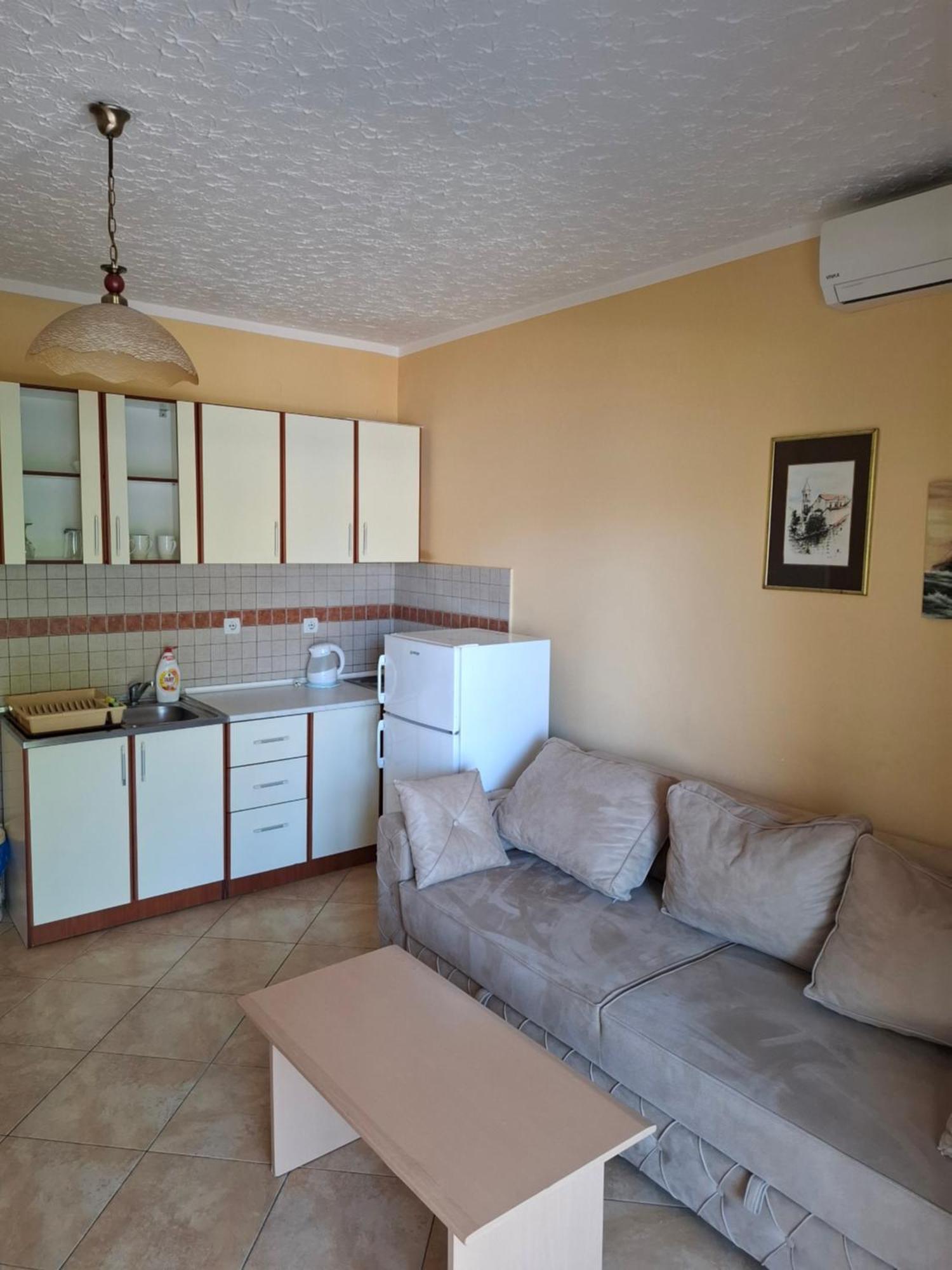 Apartments Pejanovic Котор Екстериор снимка