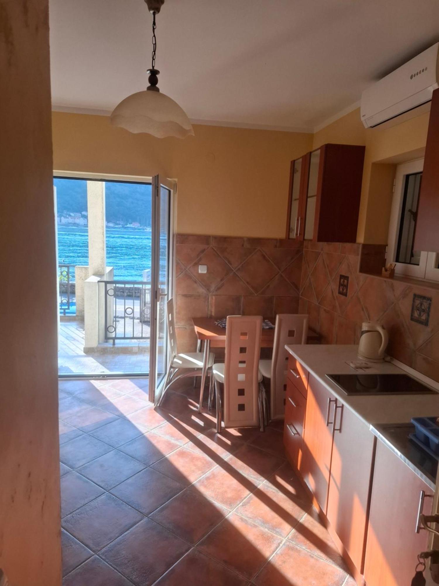Apartments Pejanovic Котор Екстериор снимка
