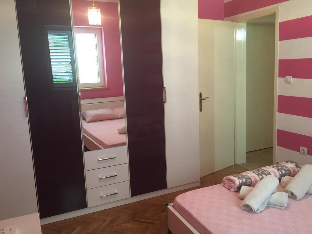 Apartments Pejanovic Котор Екстериор снимка