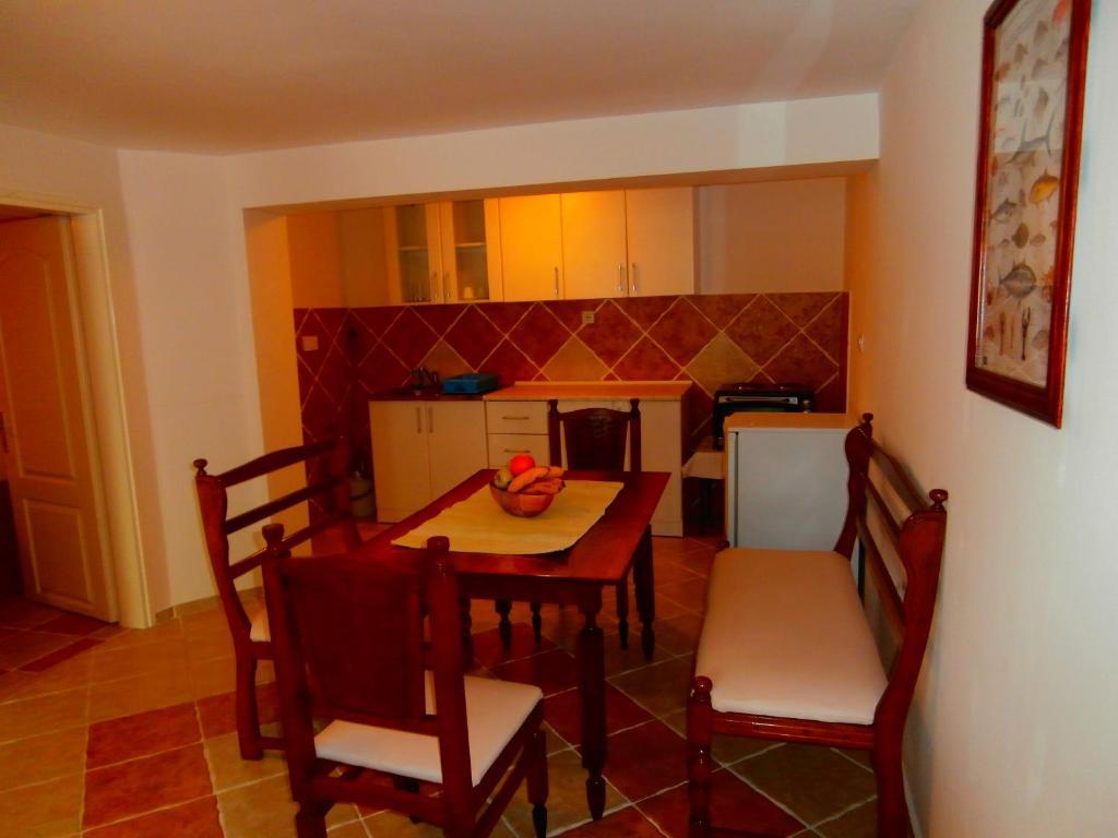 Apartments Pejanovic Котор Стая снимка